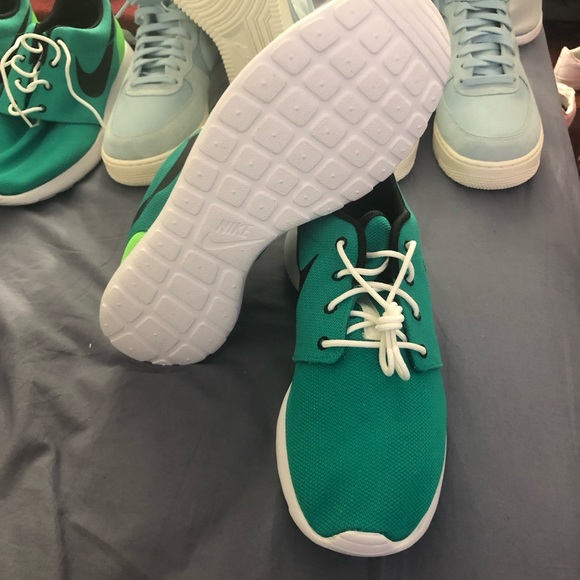 Men’s Nike roshe run - Picture 2 of 3